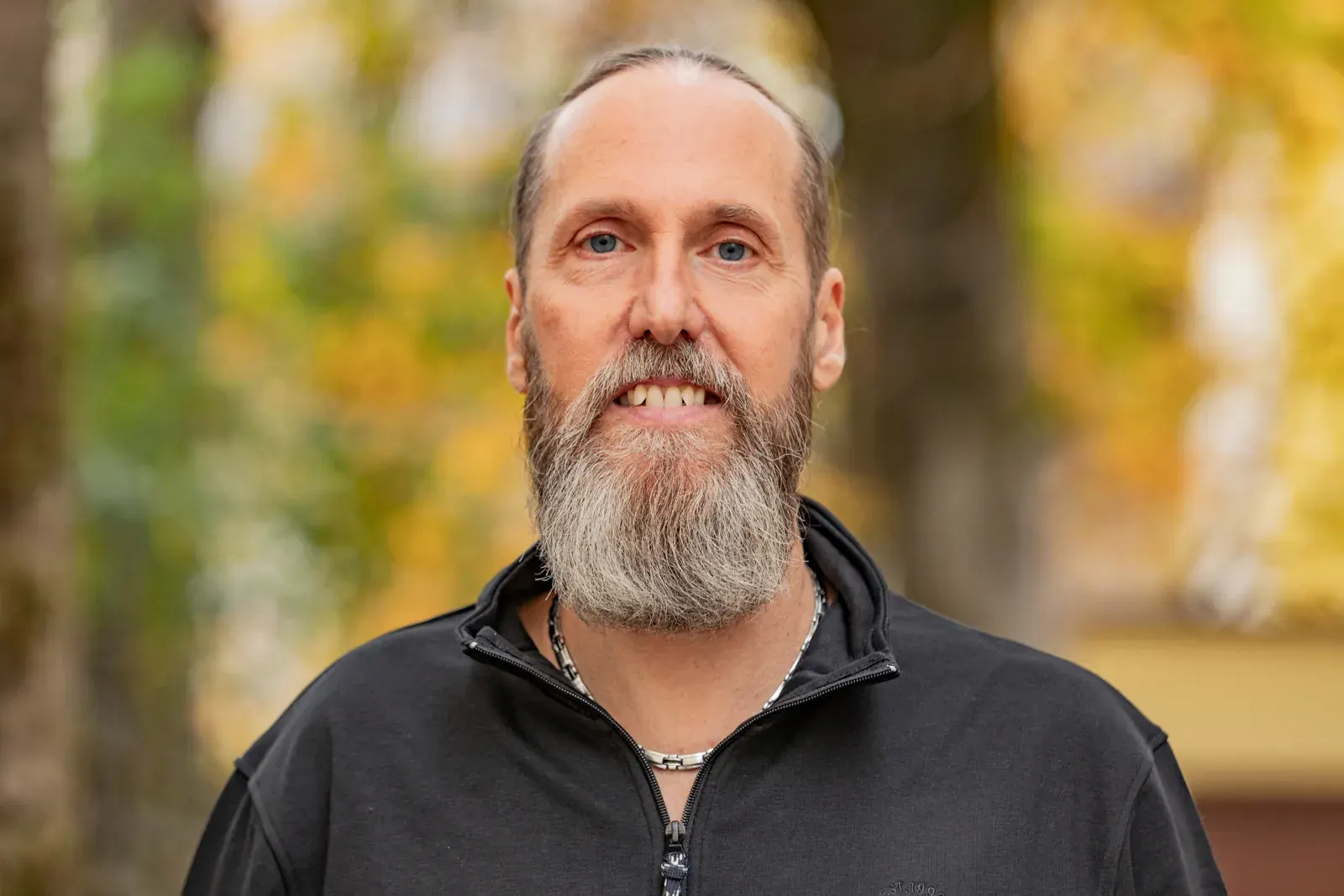Benno Schmidtler im Herbstpark